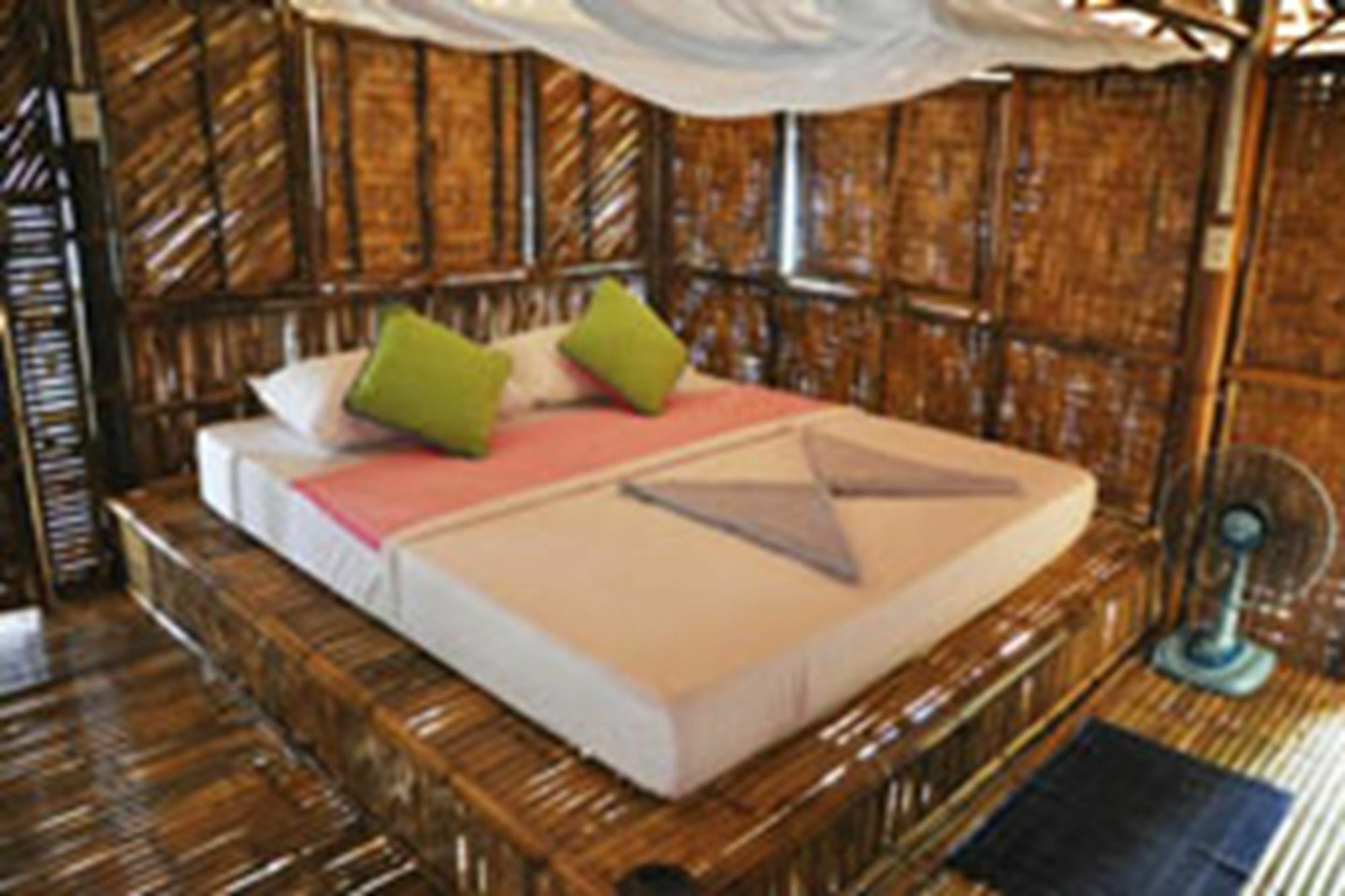 Tohko Beach Resort Phi Phi-øyene Eksteriør bilde